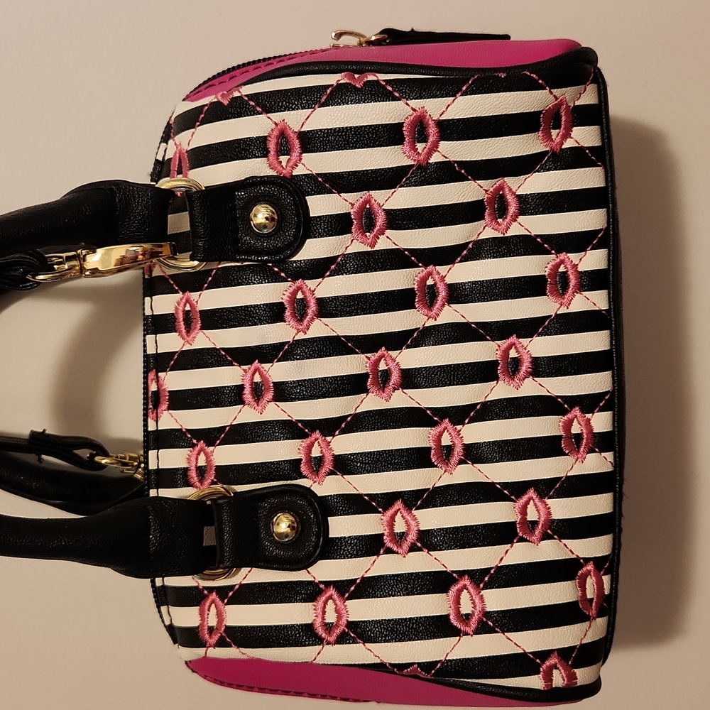 Betsey Johnson Pink and Black Mini Bag 5" x 3.5" x 7" - Picture 8 of 8